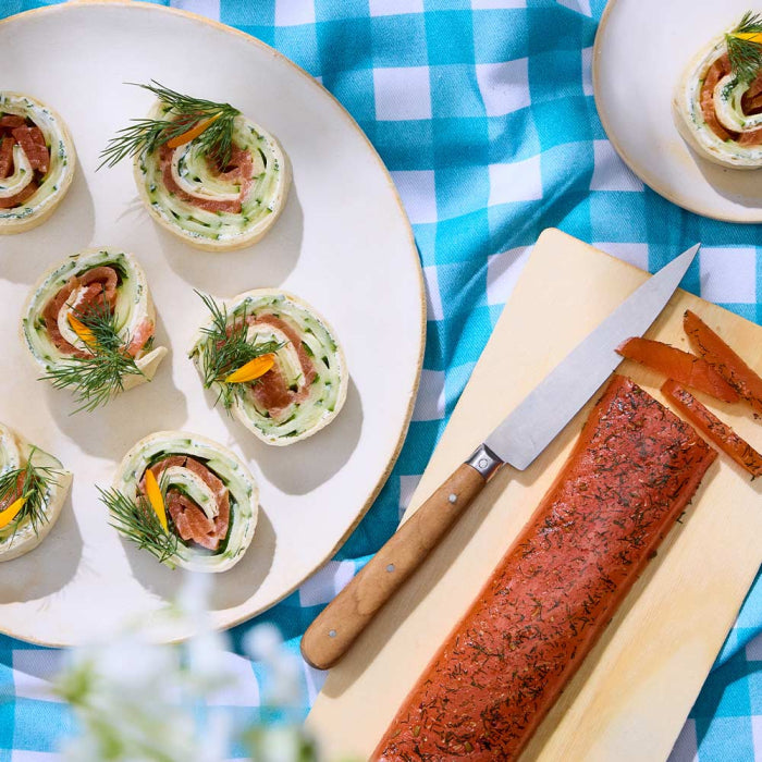 Wraps concombre, fromage frais et saumon fumé
