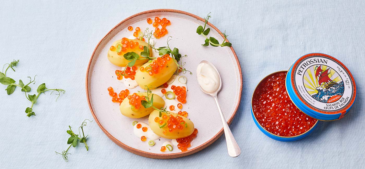 Potatoes à l’anglaise, cream & salmon roe