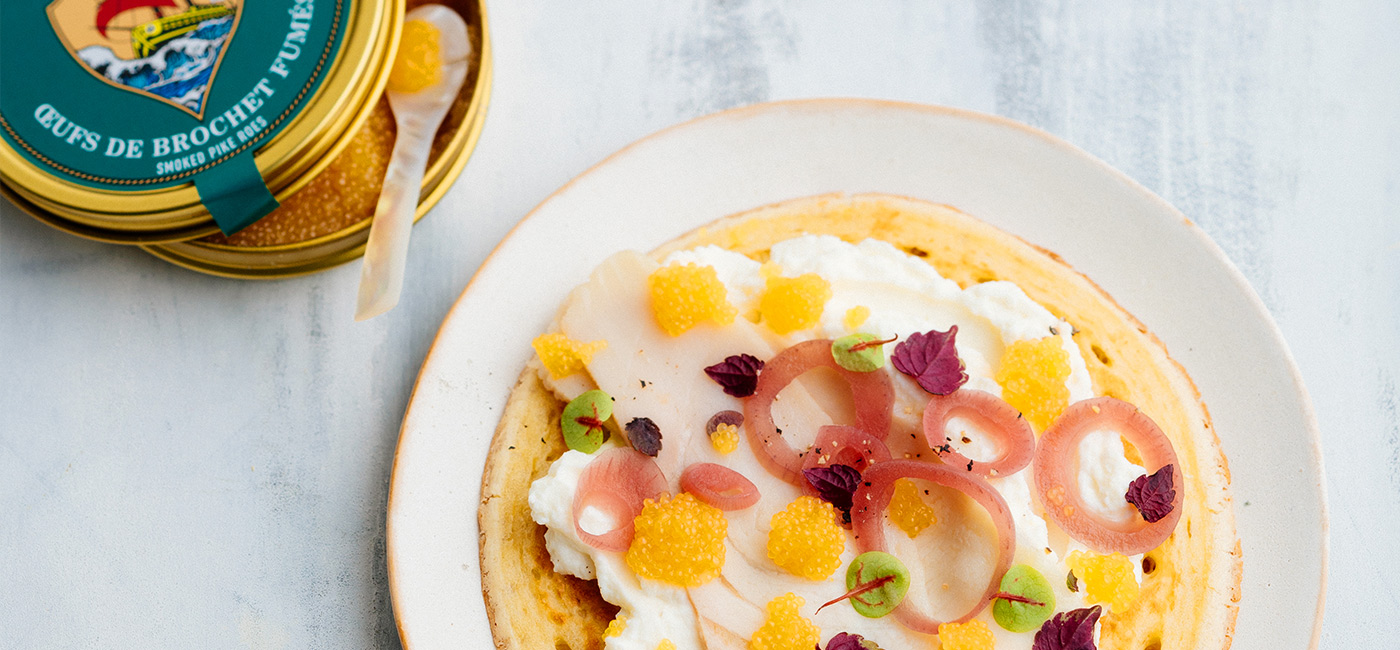 Blinis esturgeon et œufs de brochet fumés