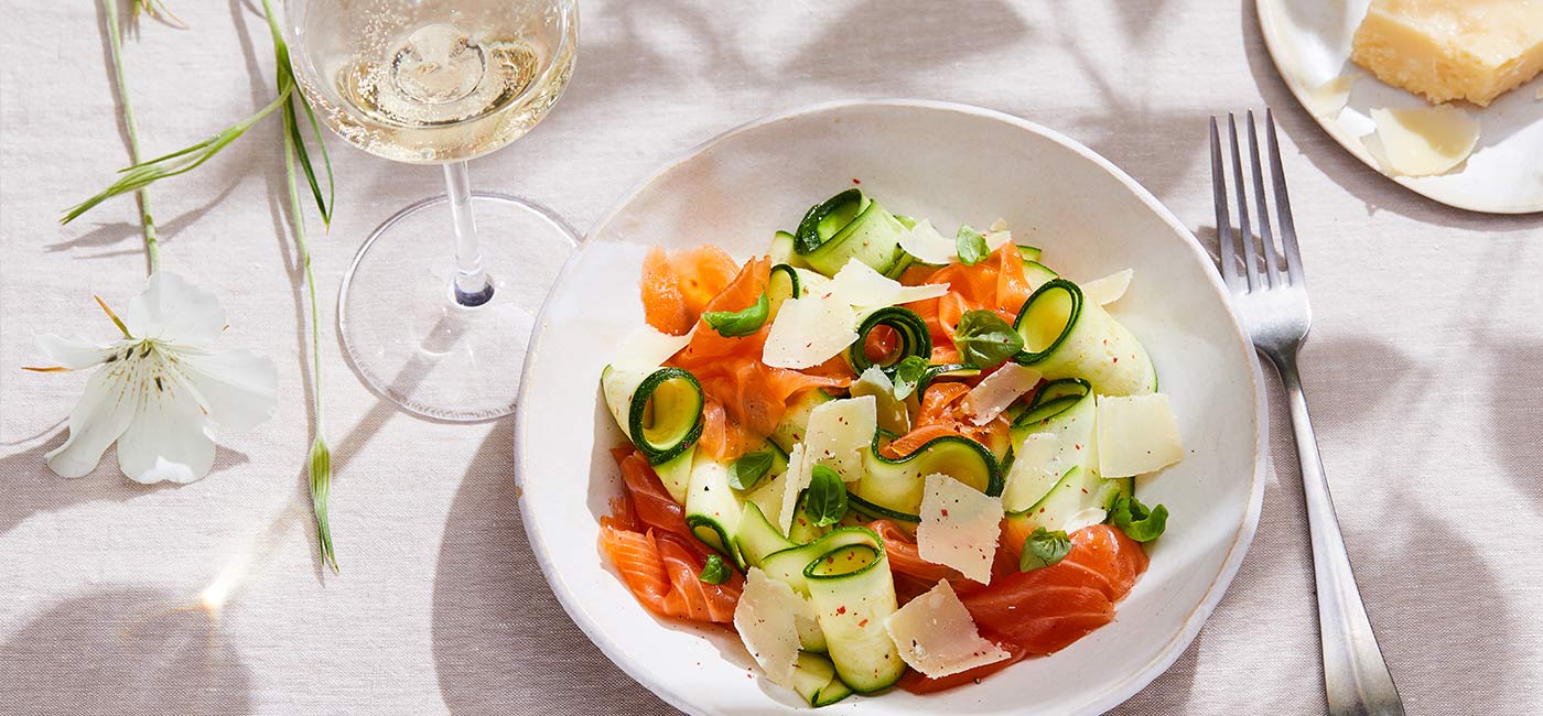 Courgette tagliatelle with smoked salmon